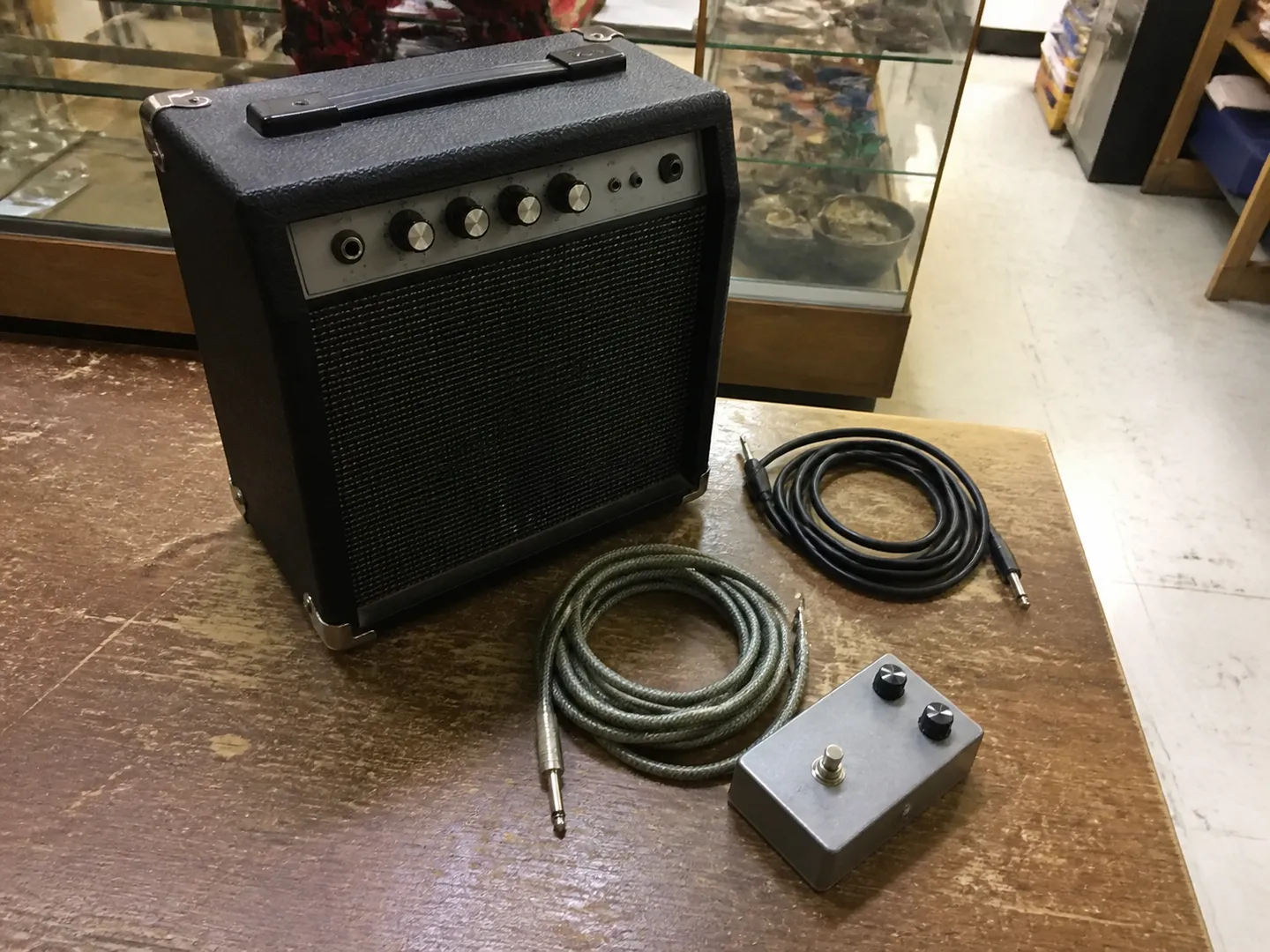 Illustrative example: music gear