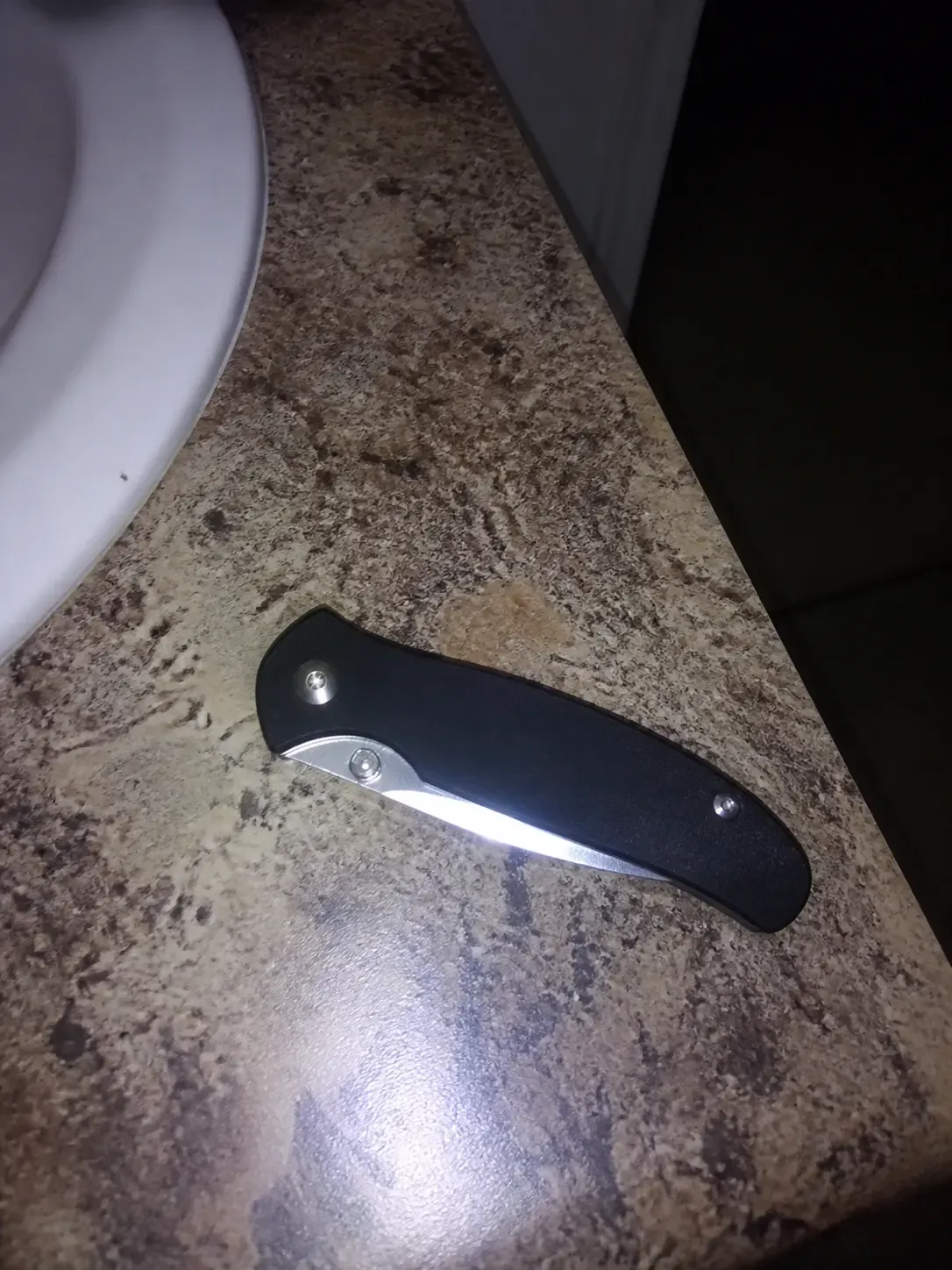 Illustrative traditional knife example 5