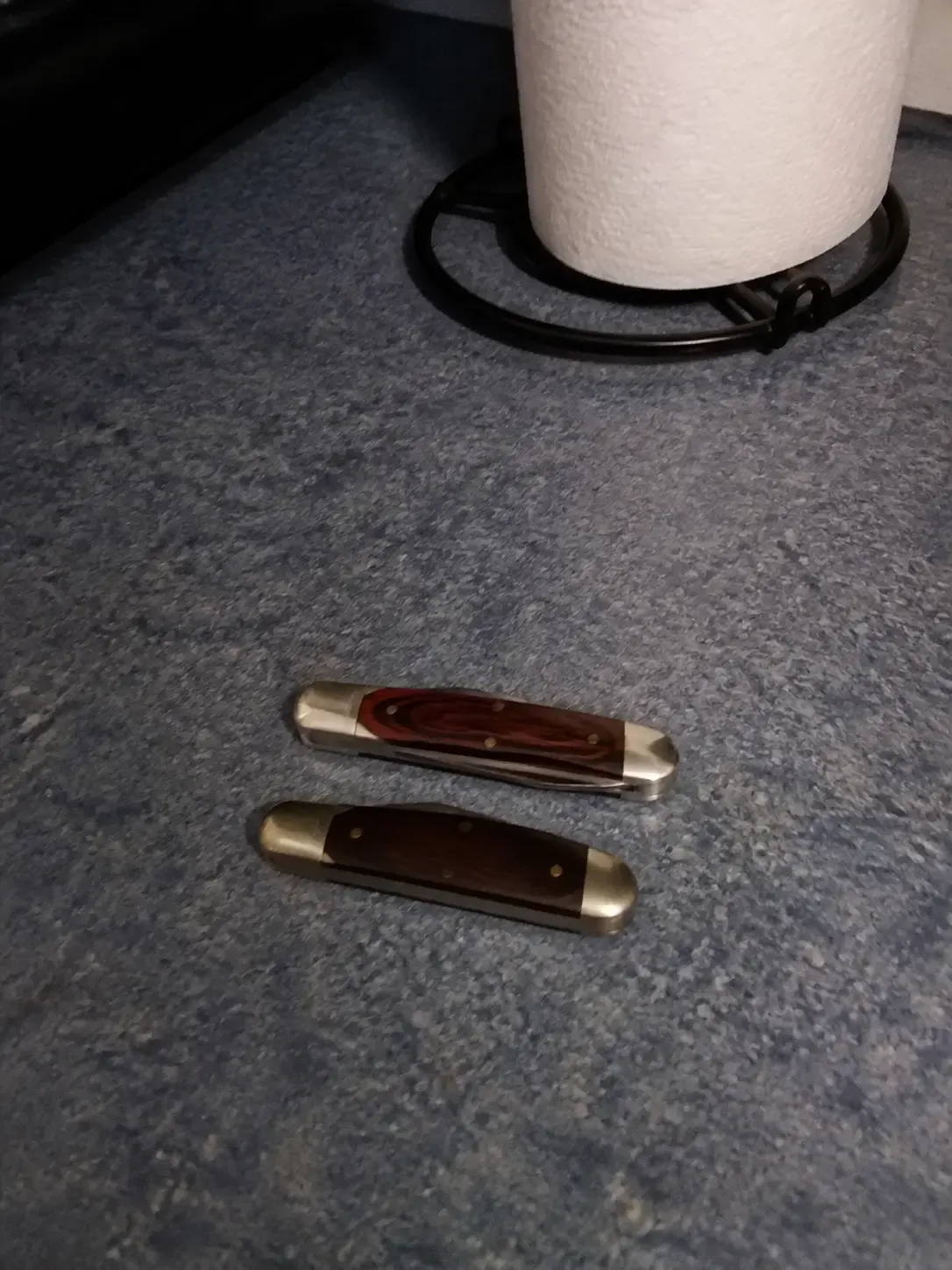 Illustrative traditional knife example 6